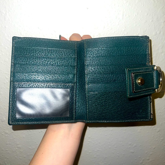 ****Authentic GUCCI Bifold Wallet**** - Picture 6 of 8